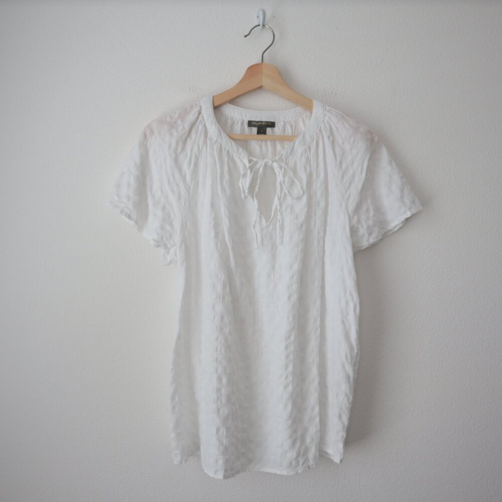 Style & Co Seersucker Split-Neck Flutter Sleeve Top | M